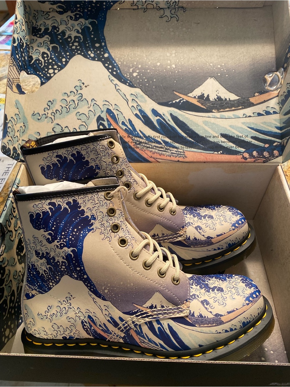 The Met x Dr. Martens: The Great Wave Leather Boots - Picture 1 of 8
